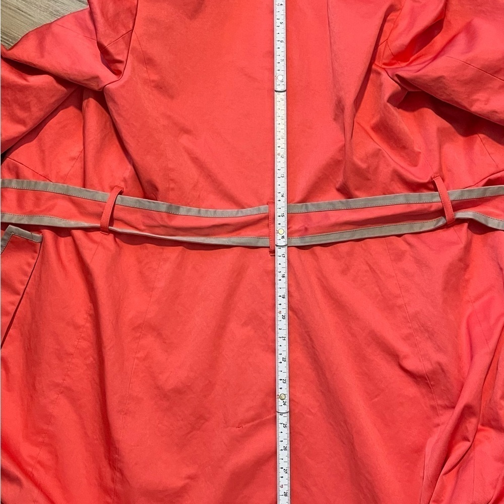 Banana Republic Coral Tan Trim Trench Coat Women’s Sz M with Belt - Picture 11 of 12